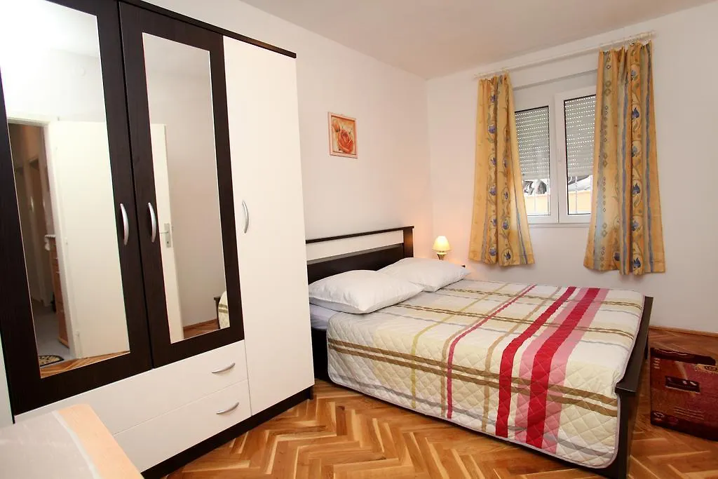 Apartments Jasmin Trogir Horvátország